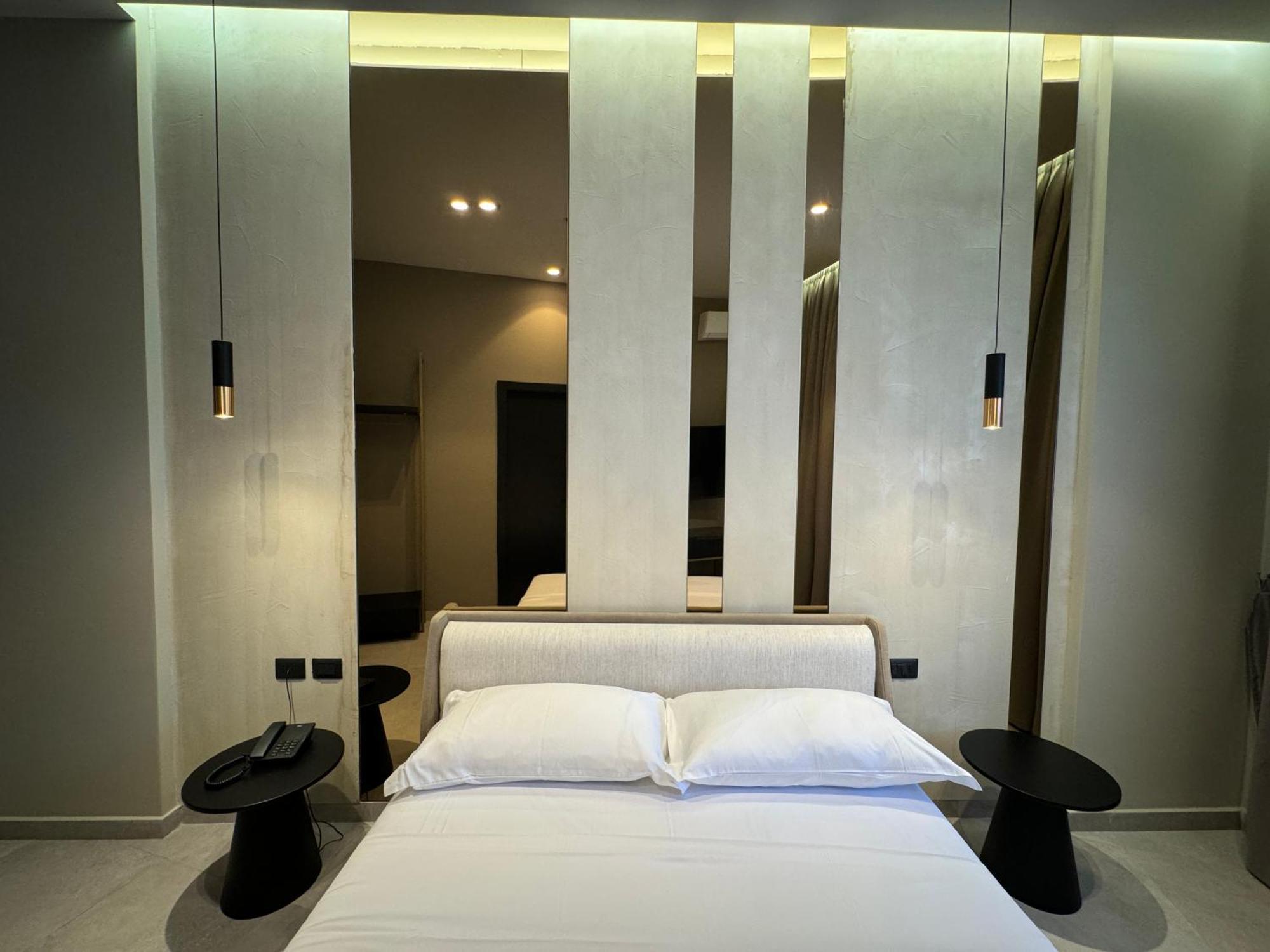 Nuna Hotel Radhimë Buitenkant foto